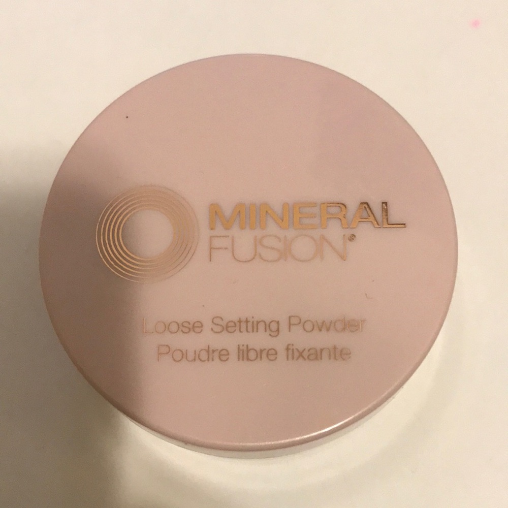 ☀️ Mineral Fusion Loose Setting Powder - Beige